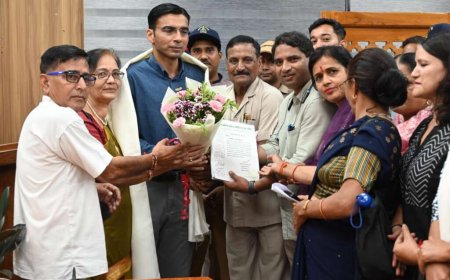 देहरादून: डीएम सविन का अतिक्रमण रोकने में तेज कार्रवाई के लिए सम्मान