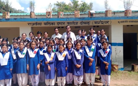 राजकीय बालिका इंटर कॉलेज दोफाड़ में आयोजित हुआ स्वस्थ नारी, सशक्त परिवार अभियान का शिविर