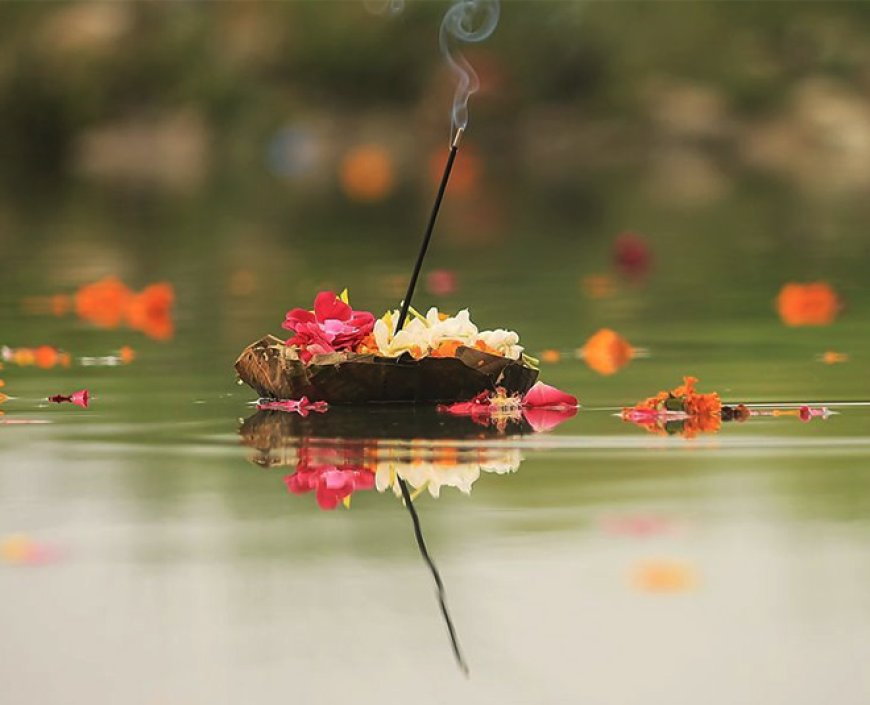 7 सितंबर 2025 को पितृ पक्ष पूर्णिमा पर भव्य चंद्र ग्रहण का अद्भुत संयोग
