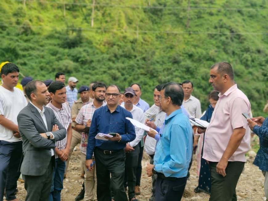 केंद्र सरकार की टीम ने बागेश्वर के पौसारी क्षेत्र का किया निरीक्षण - आपदा से हुए नुकसान का मुआयना