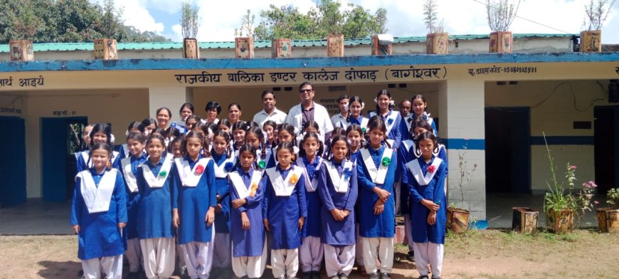 राजकीय बालिका इंटर कॉलेज दोफाड़ में आयोजित हुआ स्वस्थ नारी, सशक्त परिवार अभियान का शिविर