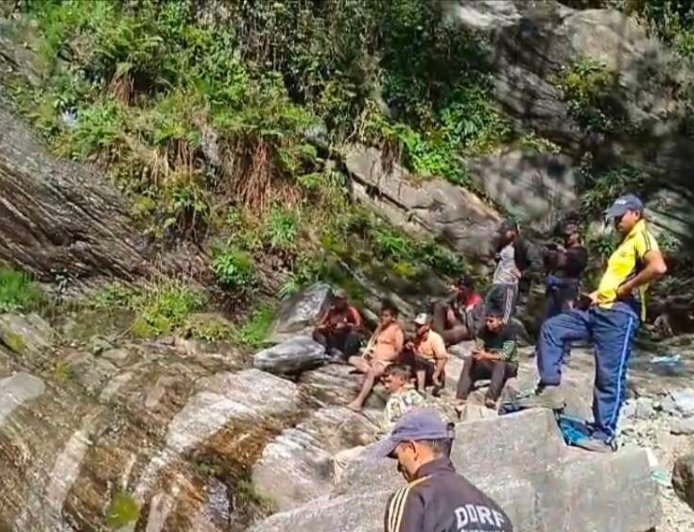 Rudraprayag: छेनागाड़ में आपदा के दो महीने बाद मलबे से मिले सात शव, दो अब भी लापता