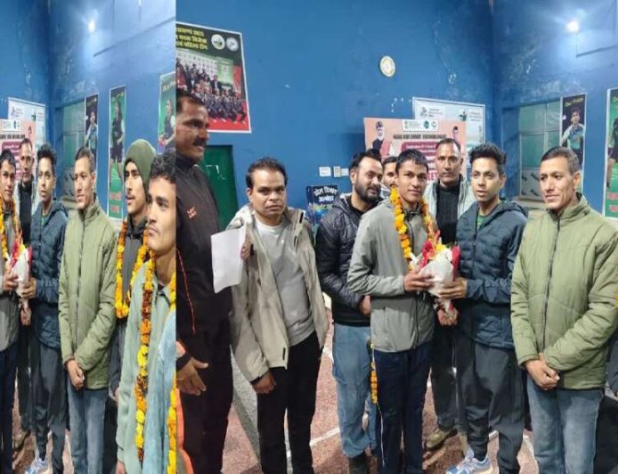 उत्तराखंड: अग्निवीर भर्ती में चयनित 20 युवाओं को जिलाधिकारी ने किया सम्मानित