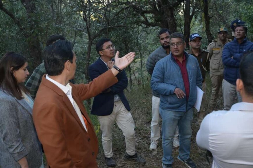 हल्द्वानी: आयुक्त कुमाऊं दीपक रावत ने रामगढ़ ब्लॉक में विभिन्न स्थलों का भ्रमण व निरीक्षण किया