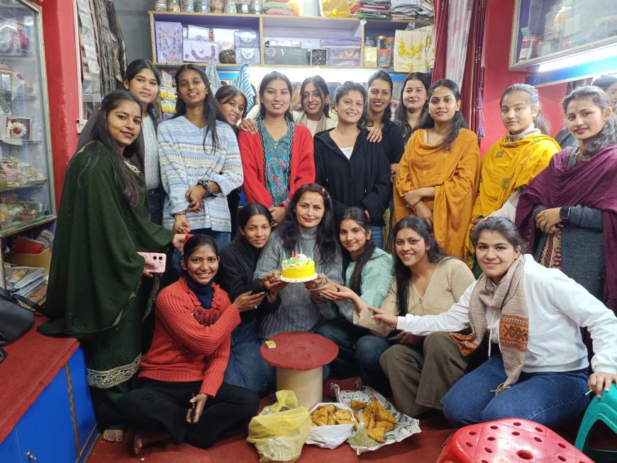 प्रेमा ब्यूटी पार्लर में बाल दिवस हर्षोल्लास के साथ मनाया गया