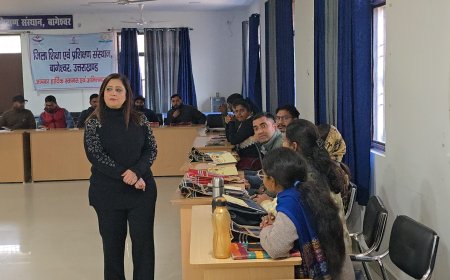 शिक्षकों ने सीखी समूह-अभिनय, कहानी-कथन और रिटेलिंग की व्यावहारिक तकनीकें