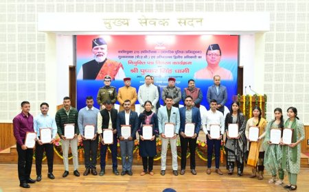 उत्तराखंड: मुख्यमंत्री धामी ने 215 उपनिरीक्षकों को नियुक्ति पत्र प्रदान किए