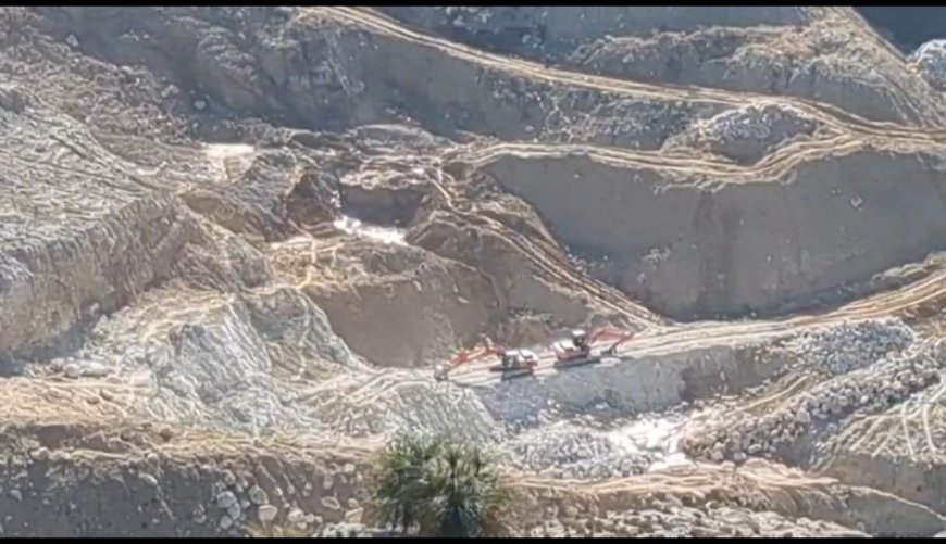 बागेश्वर में सुप्रीम कोर्ट के आदेश के बाद खनन को लेकर विवाद, मशीन से खनन करने पर प्रशासन ने रुकवाया कार्य