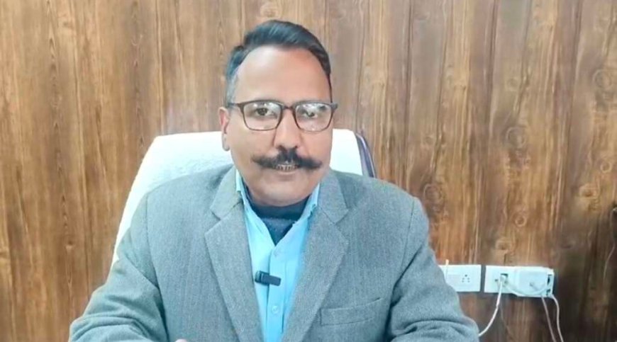 नैनीताल: अनुशासनहीनता पर जिलाधिकारी सख्त , दो कार्मिकों पर गिरी गाज