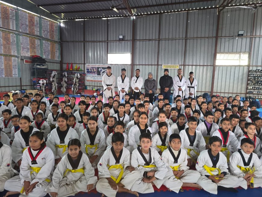 ताइक्वांडो एसोसिएशन ऑफ उत्तराखंड के अंतर्गत जिला ताइक्वांडो खेल संघ बागेश्वर के तत्वाधान मे कलर बेल्ट का हुआ आयोजन