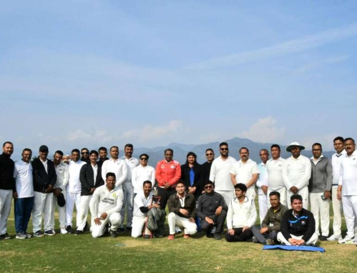 हल्द्वानी: पुलिस एकादश ने प्रेस एकादश को हराया, तीन मैच की सीरीज़ में 2-0 की अजेय बढ़त