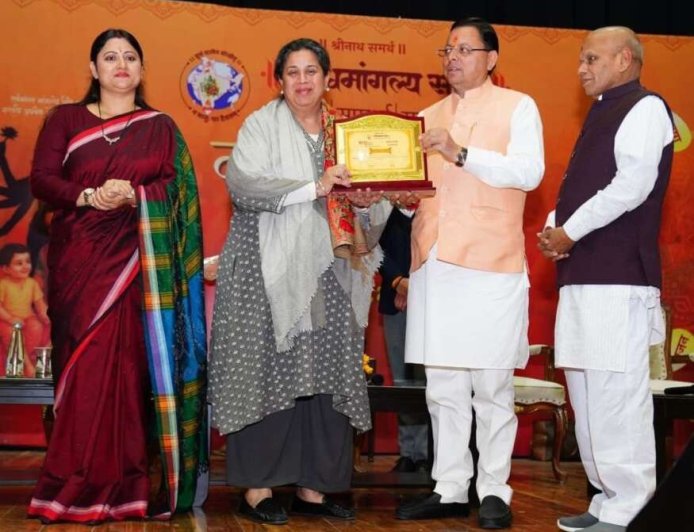 मौजूदा दौर में मातृ शक्ति का विजनरी होना जरूरी: सीएम धामी