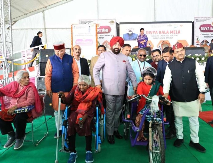Uttarakhand: देहरादून में 30वें ‘दिव्य कला मेला’ का हुआ भव्य उद्घाटन