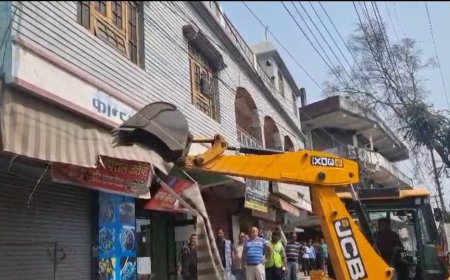 हल्द्वानी :(बड़ी खबर) ऊंचापुल अतिक्रमण, DM का चल गया चाबुक