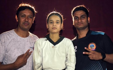 अंतर विश्वविद्यालयी ताइक्वांडो प्रतियोगिता में अलीशा मनराल ने जीता रजत पदक