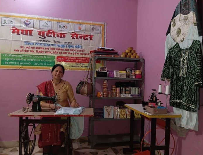 हौसलों की उड़ान: पति के निधन के बाद पुष्पा देवी बनीं आत्मनिर्भरता की मिसाल