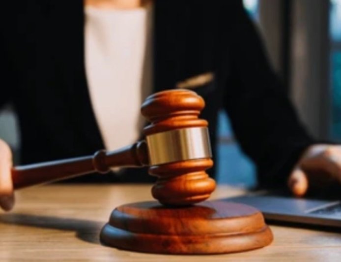 उत्तराखंड: नेता को हाईकोर्ट का अल्टीमेटम, 3 दिन में सुलझाओ शादी का मामला