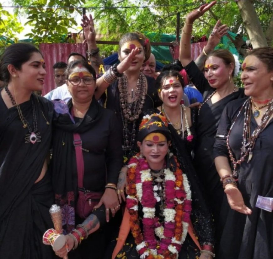 उत्तराखंड के जिला हरिद्वार में आज 28,2,2026 शनिवार को किन्नर समाज ने खड़खड़ी श्मशान घाट पर मसान होली