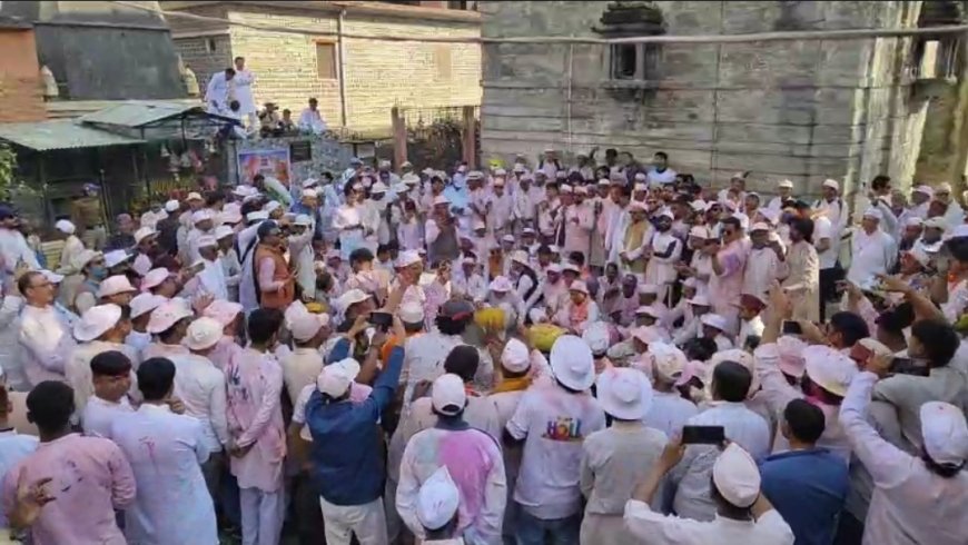 ऐतिहासक है बाबा बागनाथ की होली, 100 गांव के लोग होते हैं जमा, हजारों होल्यारों करते हैं सामूहिक गायन