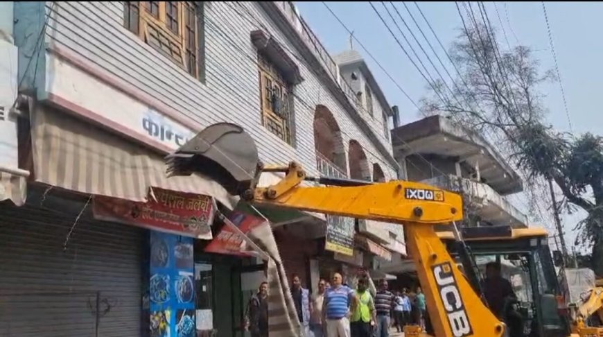 हल्द्वानी :(बड़ी खबर) ऊंचापुल अतिक्रमण, DM का चल गया चाबुक