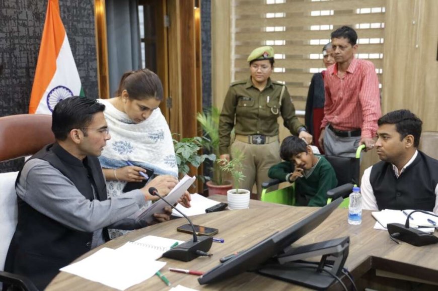 देहरादून: फीस जमा न होने पर स्कूल ने किया परीक्षा से बाधित; डीएम ने प्रोजेक्ट नंदा-सुंनदा से दी विदुषी की फीस