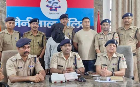 हल्द्वानी: राजमिस्त्री बनकर घरों की रैकी करने वाला चोर गिरफ्तार, 9 लाख की ज्वैलरी और नकदी बरामद