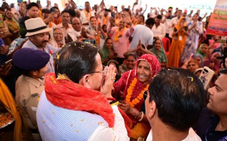 उत्तराखंड: चारधाम यात्रा 2026 का धूमधाम से शुभारम्भ, सीएम धामी ने बसों को दिखाई हरी झंडी