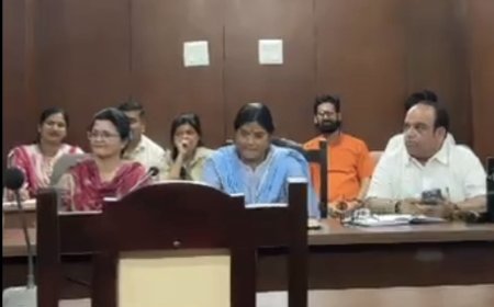 जिलाधिकारी आकांक्षा कोंडे का सख्त एक्शन: एसीएमओ पर अनुशासनहीनता की रिपोर्ट शासन को भेजी जाएगी