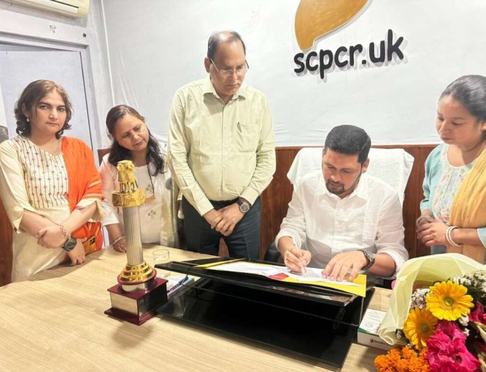 उत्तराखंड बाल आयोग को नया सदस्य, योगेश रजवार ने संभाला कार्यभार