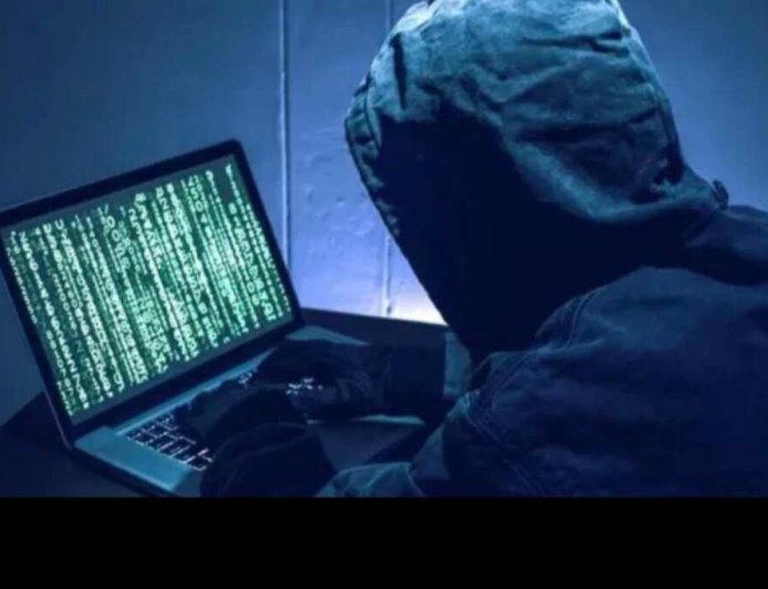 उत्तराखंड: फेसबुक दोस्ती के जाल में फंसी शिक्षिका, 58 लाख की ठगी का मामला