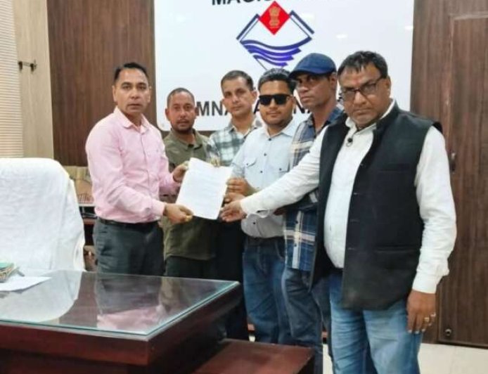 हल्द्वानी: पत्रकार संजय पाठक को निशाना बनाने के मामले में पत्रकारों ने सीएम को भेजा ज्ञापन