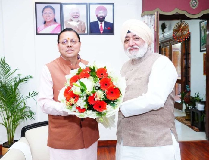 मुख्यमंत्री धामी ने हेमकुंड साहिब यात्रा 2026 की समीक्षा की, कपाट 23 मई को खुलेंगे