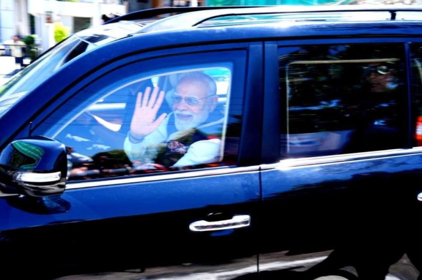 देहरादून में पीएम मोदी का भव्य 12 किमी रोड शो: जनसैलाब का उमड़ता उत्साह