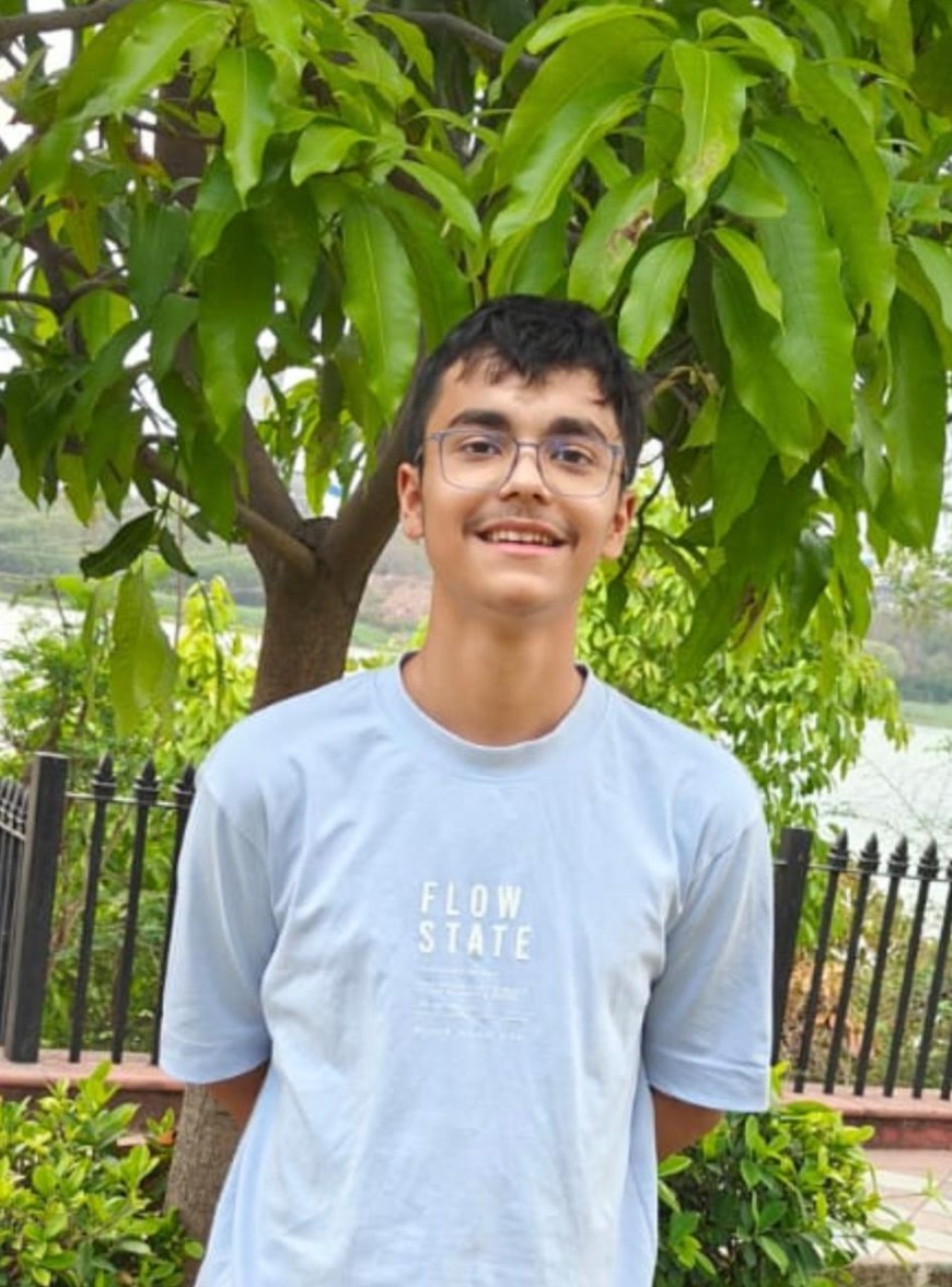 बागेश्वर में CBSE बोर्ड परीक्षा में रक्षित पंत बने जिला टॉपर, 98.2% अंक के साथ किया नाम रोशन