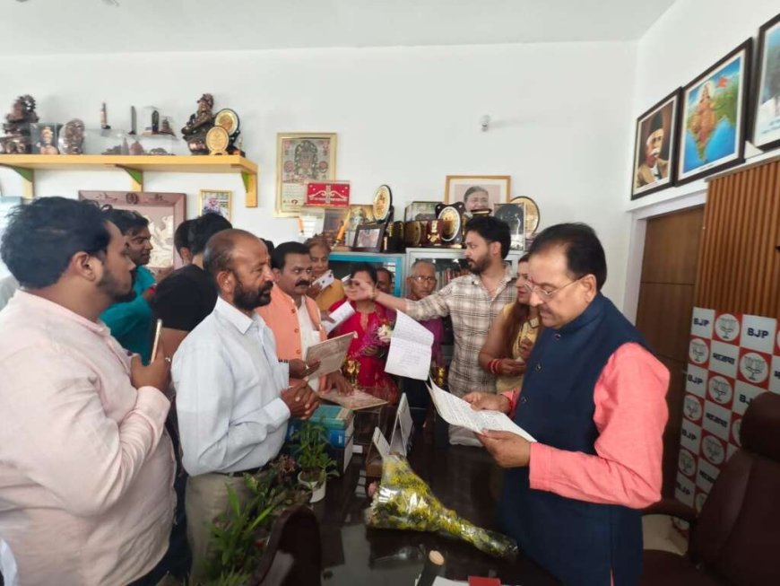 हल्द्वानी: सांसद अजय भट्ट ने जनसुनवाई में सुना क्षेत्रीय मुद्दों का समाधान, अधिकारियों को दिए निर्देश