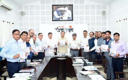उत्तराखंड ने सौर ऊर्जा में स्थापित किया आदर्श, सीएम धामी ने किया 'सौर जागरूकता पुस्तिका' का विमोचन