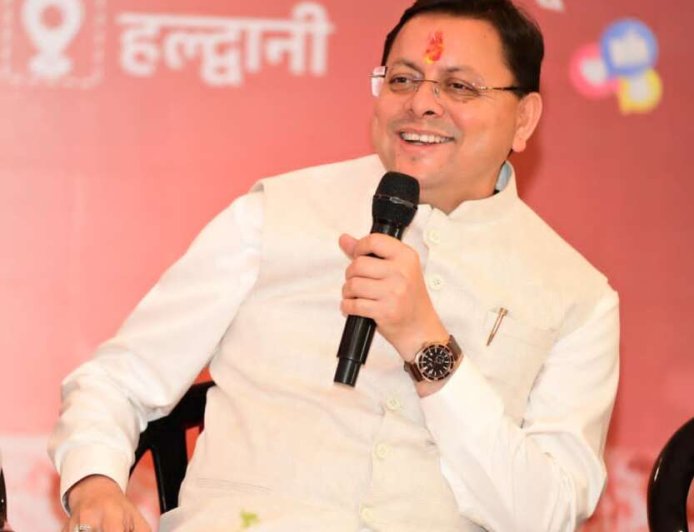 युवाओं के लिए सीएम धामी का डिजिटल मंत्र: सबके बीच चर्चा का विषय