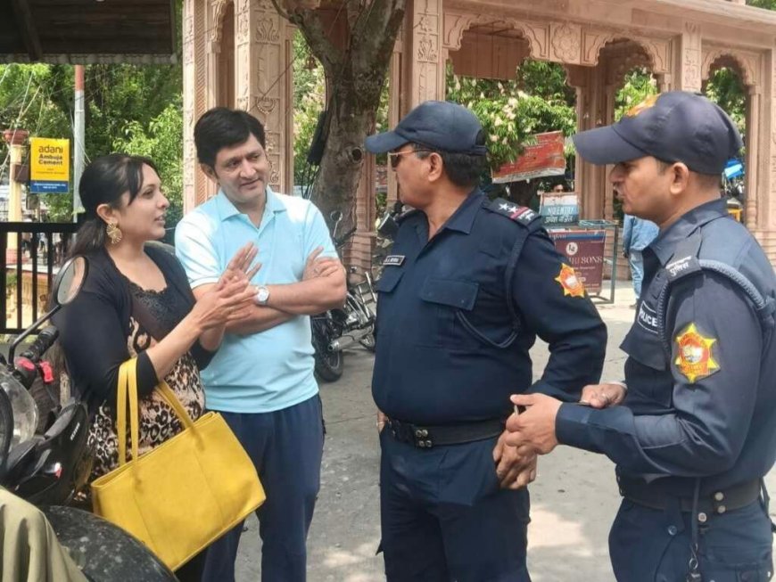नैनीताल पुलिस की ईमानदारी: खोया मोबाइल और नकदी लौटाने वाली घटना