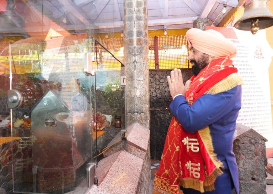 नैनीताल: राज्यपाल गुरमीत सिंह ने मां नयना देवी के दर्शन कर प्रदेश की खुशहाली की मांगी दुआ