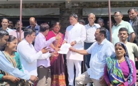 कपकोट: सड़क निर्माण में देरी से नाराज ग्रामीणों का विधायक कार्यालय का घेराव