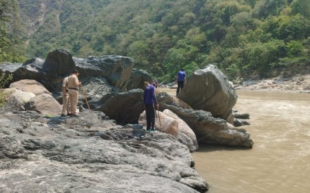 पिंडारी ग्लेशियर क्षेत्र में लापता पर्यटक की खोज जारी, रेस्क्यू टीमों ने किया कठिन श्रम