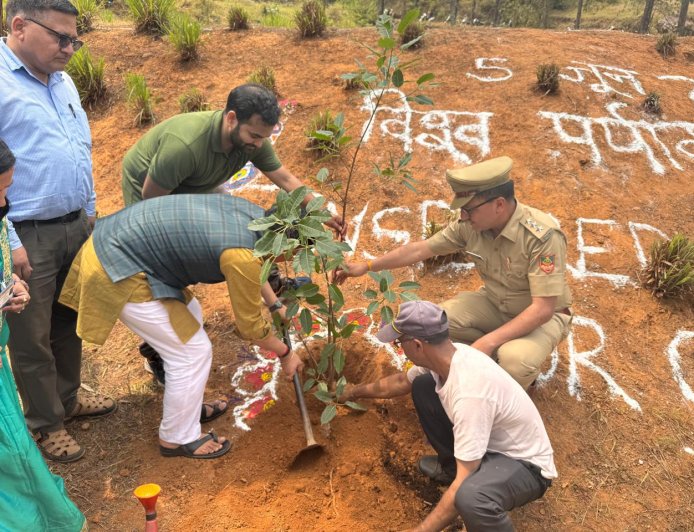 विश्व पर्यावरण दिवस पर बागेश्वर वन प्रभाग का अभूतपूर्व कदम, 101 पौधों का रोपण और स्वच्छता अभियान