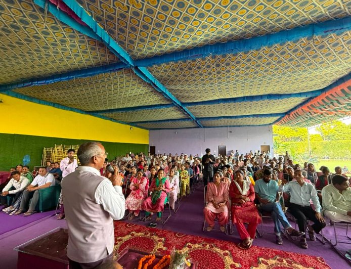 लालकुआँ में जैविक और प्राकृतिक खेती कार्यशाला: किसानों को किया गया जागरूक