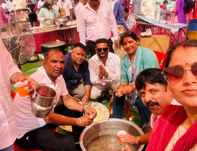 उत्तराखंड: नीम करौली बाबा के भंडारे में श्रद्धालुओं का सैलाब, 5000 से अधिक भक्तों ने लिया प्रसाद