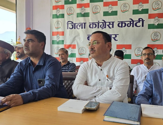 कांग्रेस का पेपर लीक और भर्ती घोटालों पर सरकार पर जबरदस्त हमला