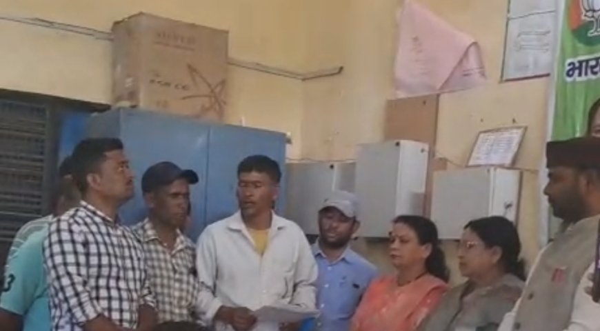 अल्मोड़ा मैग्नेसाइट कंपनी को फिर से चलाने की मांग में तेजी, मजदूर यूनियन ने विधायक को दिया ज्ञापन