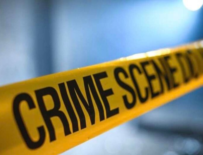 अल्मोड़ा अपराध: घर में घुसकर 19 वर्षीय युवक की निर्मम हत्या, दो महिलाओं पर भी हमला