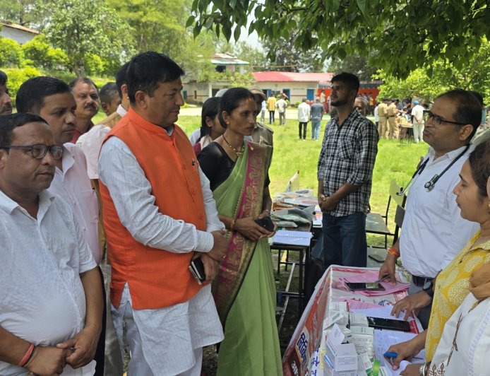 क्वैराली में बहुउद्देशीय शिविर: 46 शिकायतों का सफल निस्तारण, ग्रामीणों को मिली सरकारी योजनाओं की जानकारी