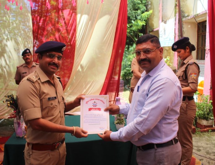 पूरे बागेश्वर में अपराधियों को लेकर सख्त हुई पुलिस, एसपी जितेंद्र मेहरा ने आयोजित की मासिक समीक्षा बैठक