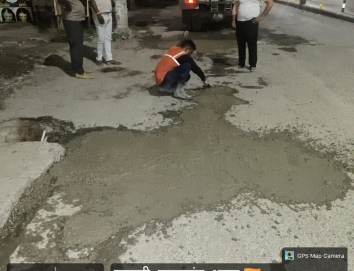 हल्द्वानी में मुख्य मार्गों पर पैचवर्क का काम तेज, गड्ढों की भराई शुरू